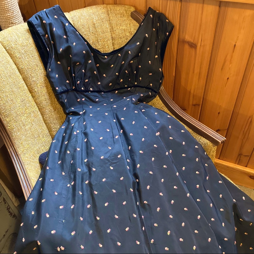 FABULOUS vintage rose bud taffeta dress, size S